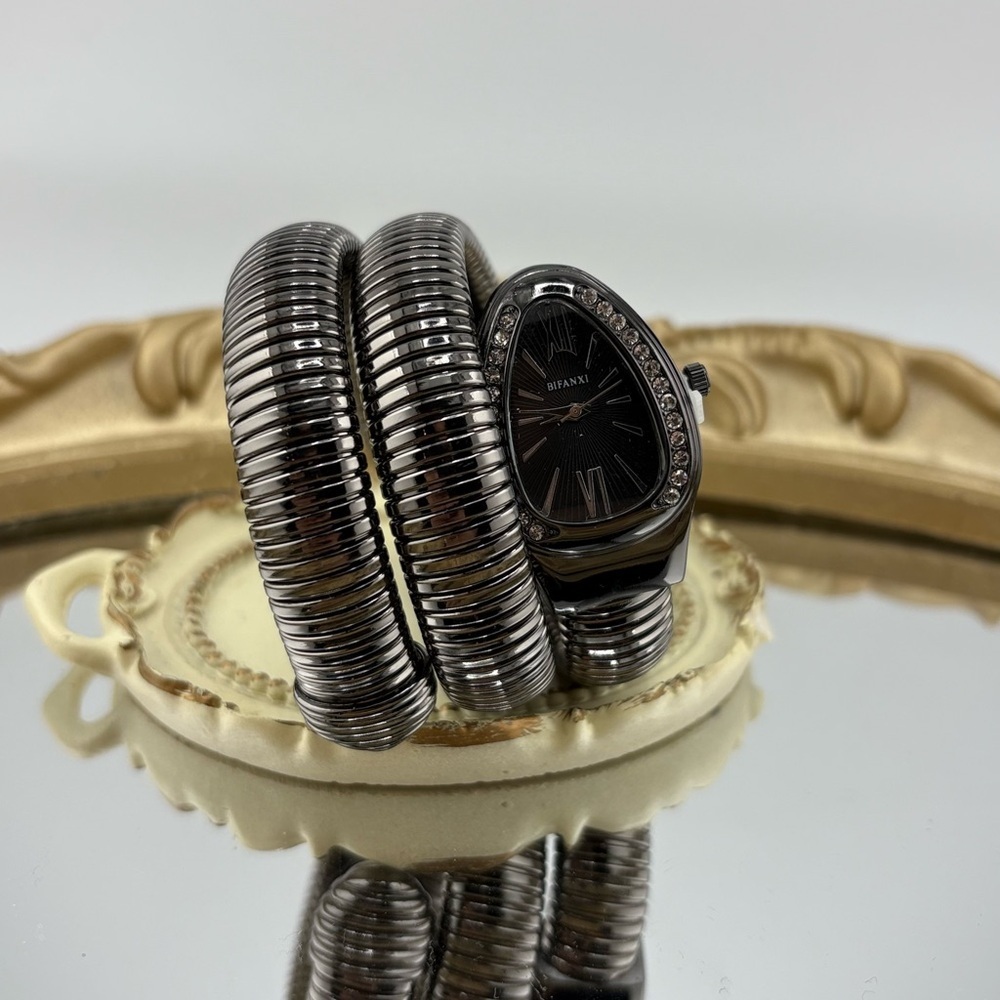 Full Black Serpenti Style Watch | Stainless Steel | Water Resistant - Picture 6 of 10